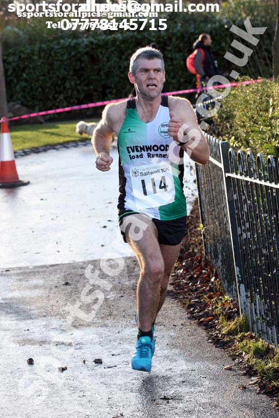 Saltwell Harriers 10k Road Race, Gateshead. Photo:  David T. Hewitson/Sports for All Pics